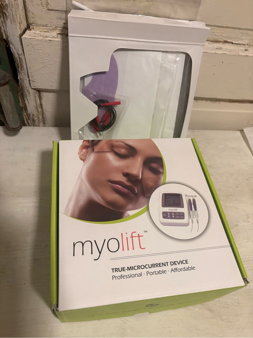 Myolift Mini 7e Wellness Microcurrent Facial Stimulation Device EUC - Picture 4 of 14